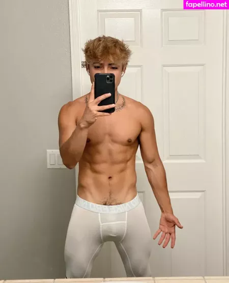 Aedanvip OnlyFans Thumbnail #8vKIahEgGL