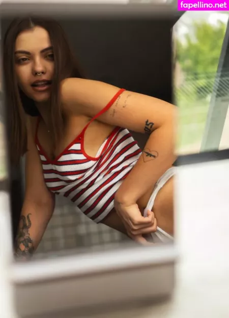 Aelmiramirae OnlyFans Thumbnail #0LGGMxTQmt