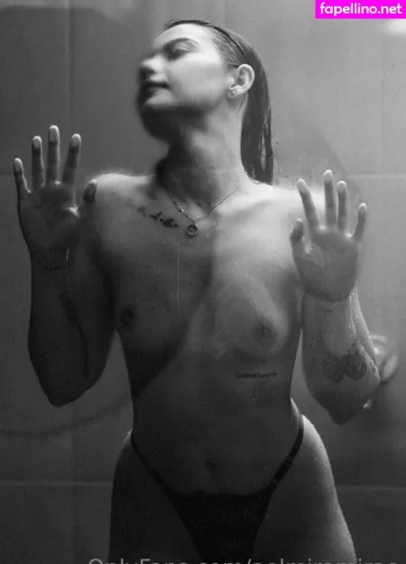Aelmiramirae OnlyFans Thumbnail #U9ZVy0Efu1