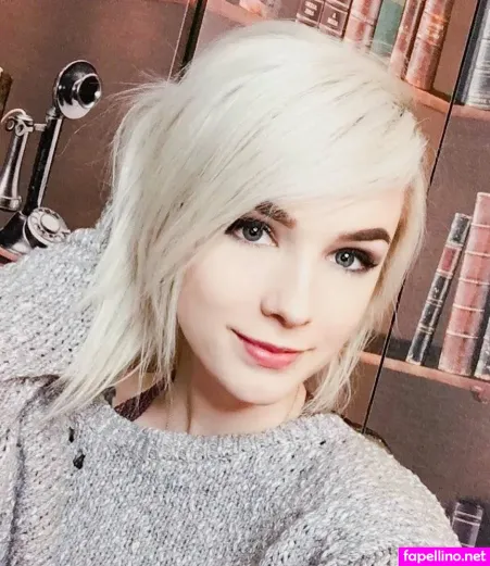 Aelois OnlyFans Thumbnail #j9hkWmBb5D