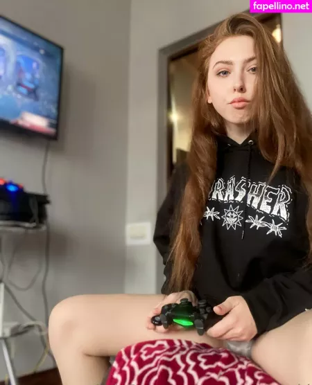 Aerin Emerald OnlyFans Thumbnail #21aVbJw4eT