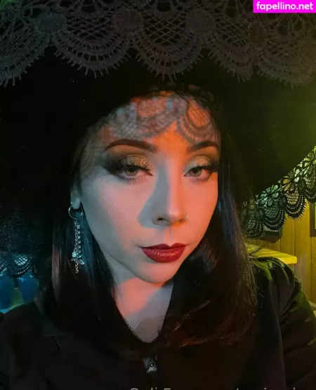 Aerinaries OnlyFans Thumbnail #2KwpOue3c4