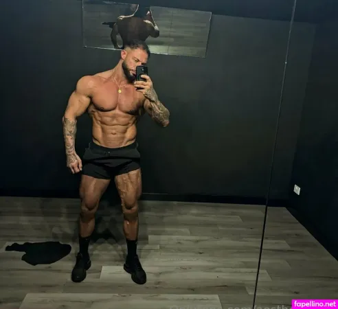 Aesthetic Big Main Profile Photo