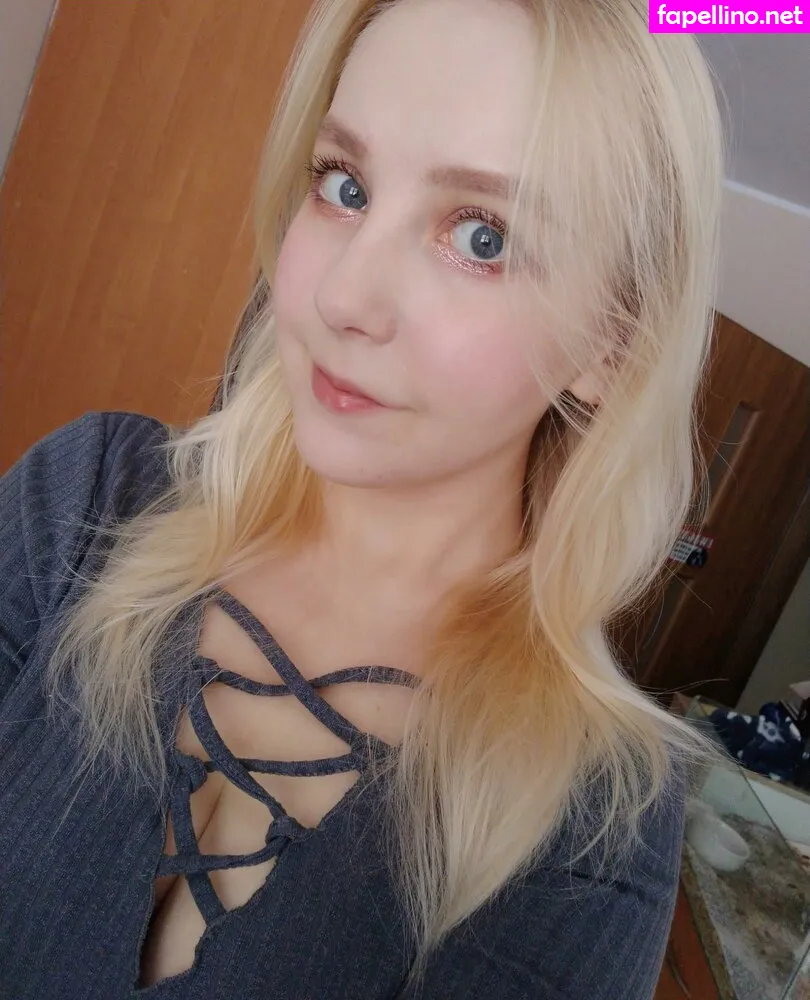 hannahowo, kur0sagii, smallplushduck Nude Leaked OnlyFans Photo #ILCpRHEEKT