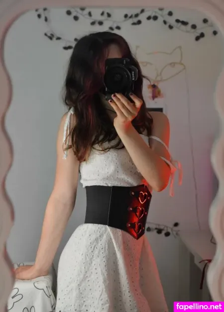 Aesthlola OnlyFans Thumbnail #gb5Q4JsBNP