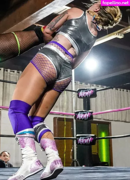 Aew Laynie Luck OnlyFans Thumbnail #yCagH8qb7a