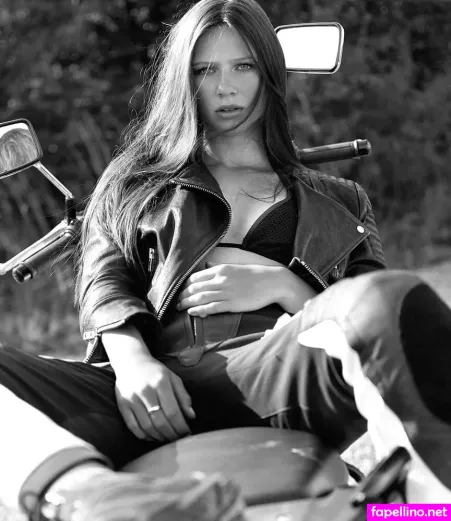Affe Auf Bike OnlyFans Thumbnail #xjsKMyXaL4
