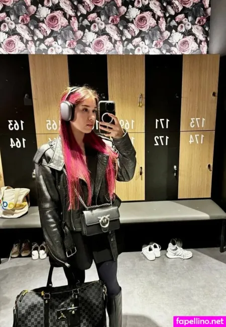 Afina Divine OnlyFans Thumbnail #VWyIS3Pa38