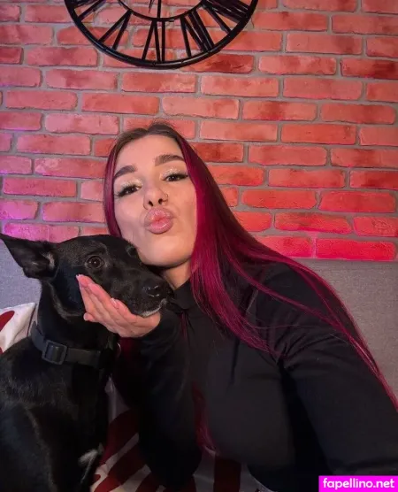 Afina Divine OnlyFans Thumbnail #evXUH257YM