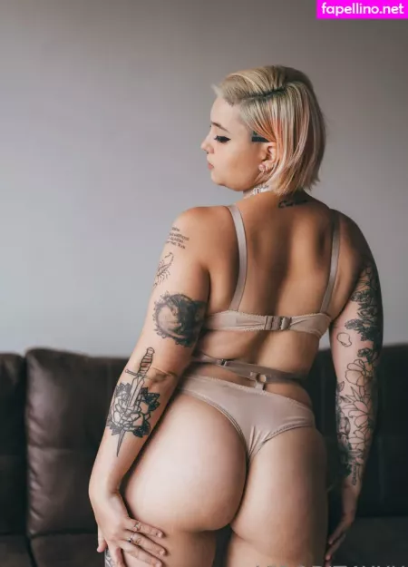 Afrodit4x OnlyFans Thumbnail #h21PxdrpzM