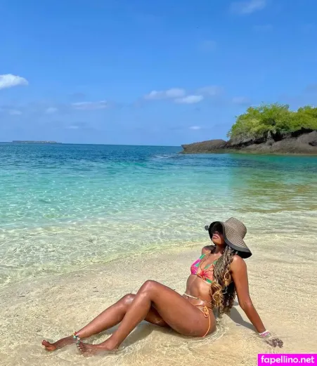 Afroglam1 OnlyFans Thumbnail #pajpZF5i6k