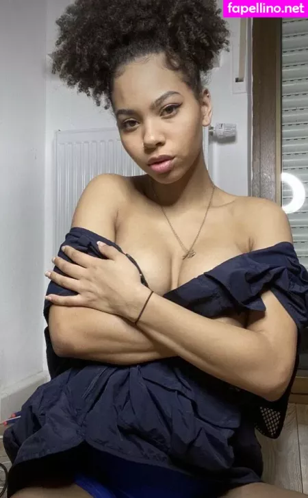 Afroshawty OnlyFans Thumbnail #tyuEfA1qu3