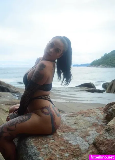 Agathamelotrans OnlyFans Thumbnail #3suCYK4Qav