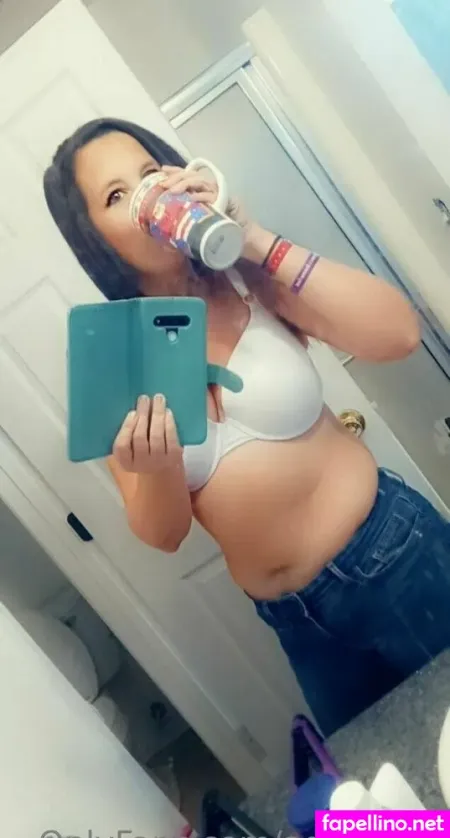 Agirl2684 OnlyFans Thumbnail #VL8bIIDbw8