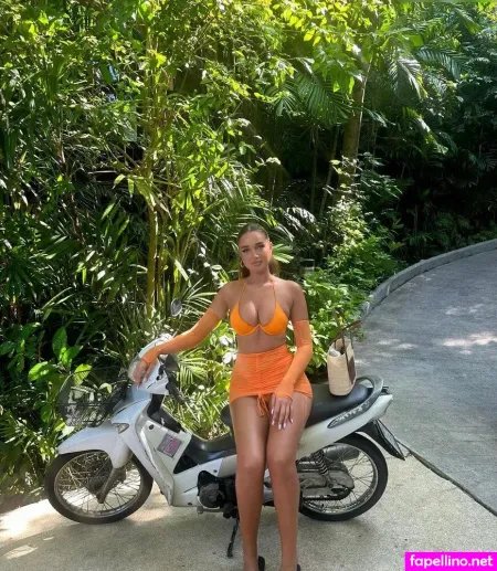 Agnesa OnlyFans Thumbnail #ROG0Z6Vc7F