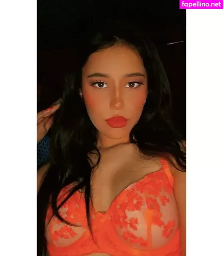 Agnesinezz OnlyFans Thumbnail #Tx2O8Vvlc5