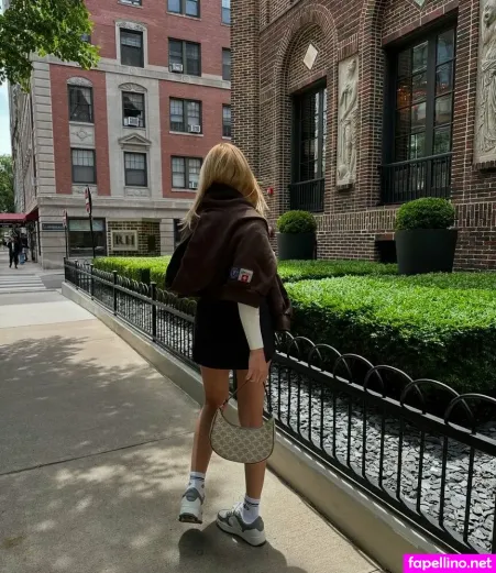 Agnessa Kosogon OnlyFans Thumbnail #0gt6DglXEO