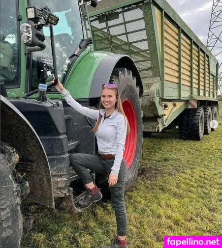 Agrar Emmy OnlyFans Thumbnail #Kp6Mphf877