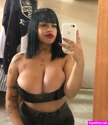 Aguss Abril90 OnlyFans Thumbnail #E0upQUJK2z