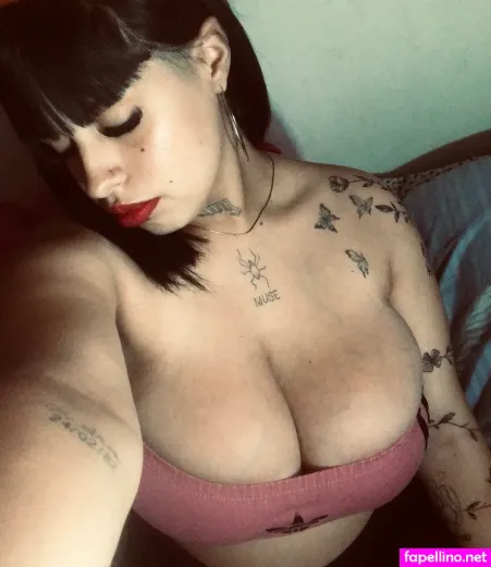 Aguss Abril90 OnlyFans Thumbnail #WYdCBUhtF5