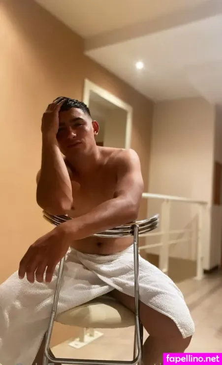 Agustin23love OnlyFans Thumbnail #5o7Z7c3NRs