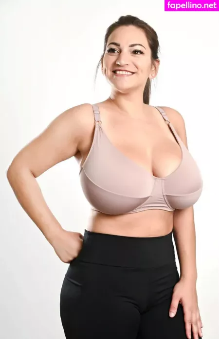 Agustina Guz OnlyFans Thumbnail #eBnZRPl3zT
