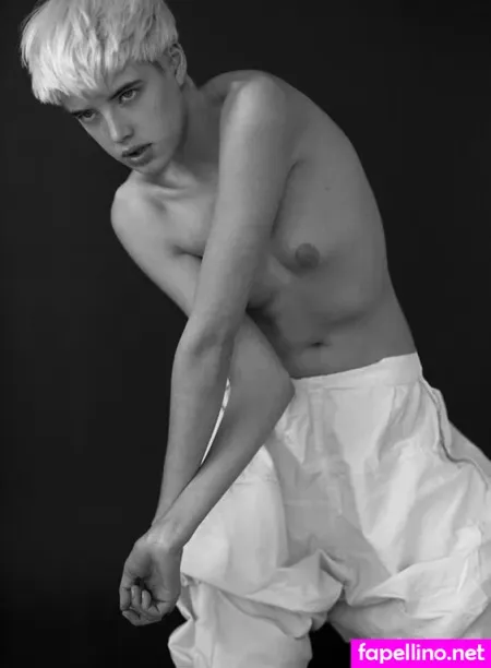 Agyness Deyn OnlyFans Thumbnail #VecuS5pNt1
