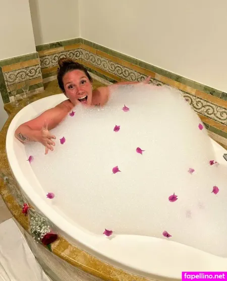 Ahhhey 1 OnlyFans Thumbnail #XB4JcejEeK