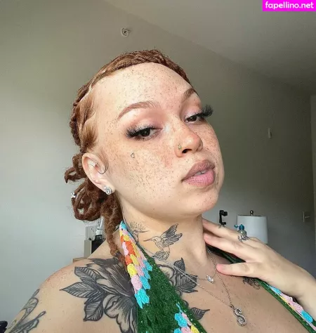Ahintofred OnlyFans Thumbnail #LaLD39B2Zx