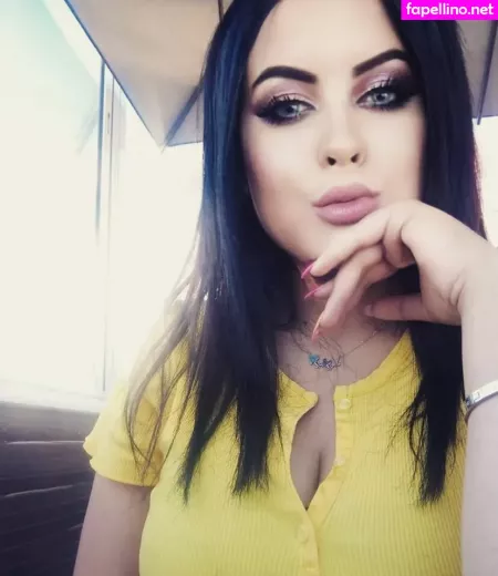 Ahlem OnlyFans Thumbnail #1zSHr5loVl