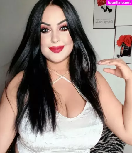 Ahlem OnlyFans Thumbnail #o4s8yw4JT3