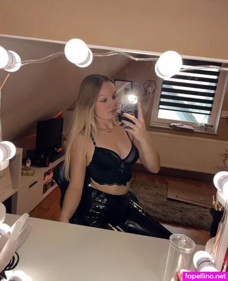 Ahliya Asmr OnlyFans Thumbnail #YqIfRNX0AL