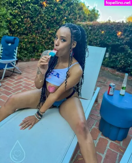 Ahquamarine 2 OnlyFans Thumbnail #59QHuQ2HNz