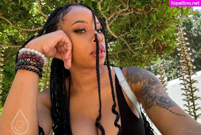 Ahquamarine 2 OnlyFans Thumbnail #fc7ZxHIjwE