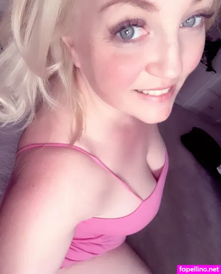 Ahva Falwell OnlyFans Thumbnail #c2BQYcw594