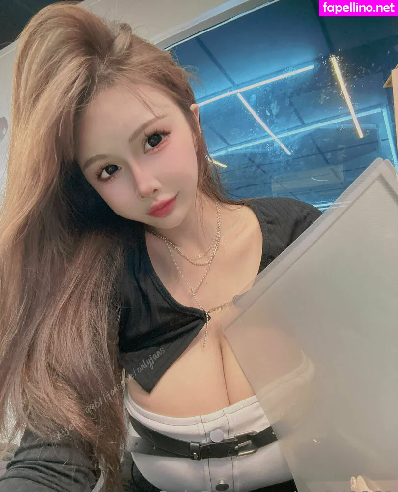 Ai Fei, ai_fei9961, aifei.9961, aifei4, è‰¾å¦ƒ å°ç…å­ Nude Leaked OnlyFans Photo #52huVCe3Qj