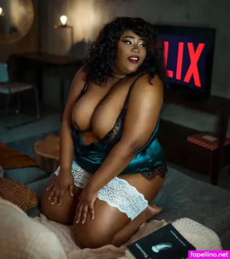 Aicha Black OnlyFans Thumbnail #WcGBIbGB86