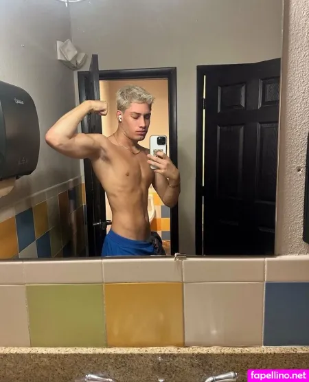 Aidenmasters OnlyFans Thumbnail #u5ieWsfUsb