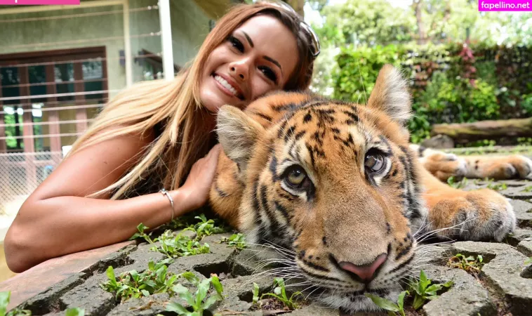 Ailadonovannn OnlyFans Thumbnail #g56lMF5Ald