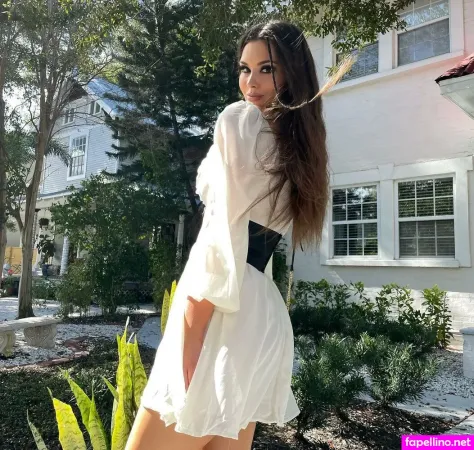 Aileen Hnatiuk OnlyFans Thumbnail #qMGUyqiIDf