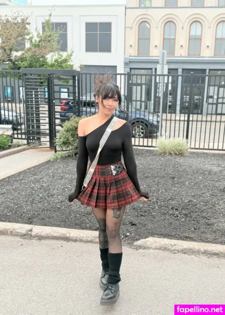 Aileensenpaireacts OnlyFans Thumbnail #hM8CV5crS6