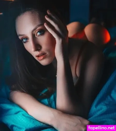 Aime Pienschke OnlyFans Thumbnail #l1WUgGsIBa