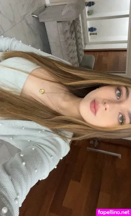 Aimee Danel OnlyFans Thumbnail #N4fUQMfDUI