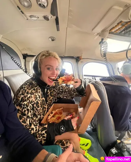 Aimee Fuller OnlyFans Thumbnail #6u9TuzD78c