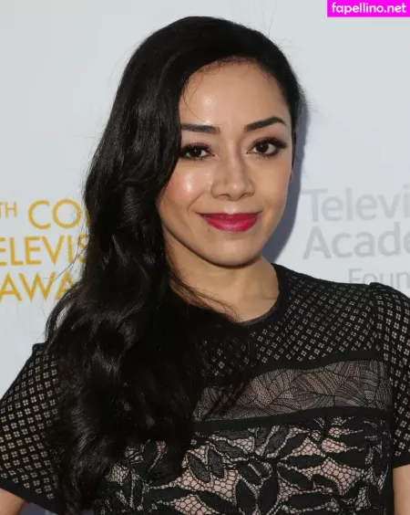 Aimee Garcia OnlyFans Thumbnail #pf072K3ywy