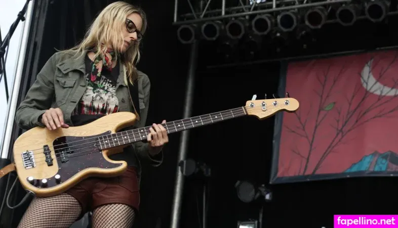 Aimee Mann OnlyFans Thumbnail #13Q9DZz83l