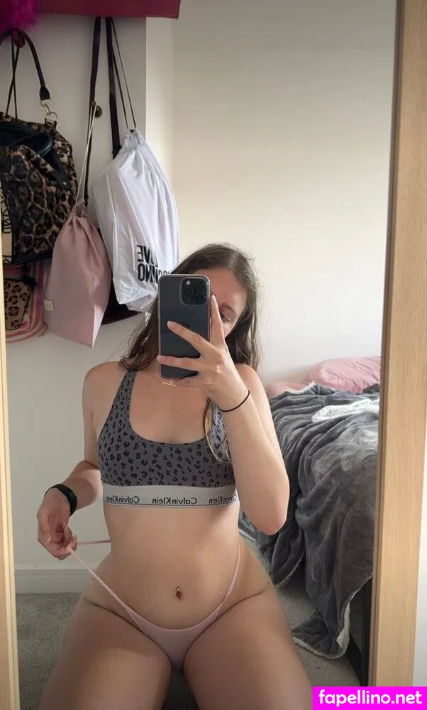 aimeebtownsend Nude Leaked OnlyFans Photo #4WD4bbCKzt