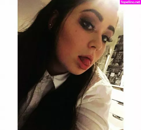 Aimee Turley OnlyFans Thumbnail #slDH1wAiKL