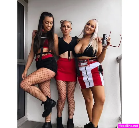 Aimee Young OnlyFans Thumbnail #YTtNiEfjmS