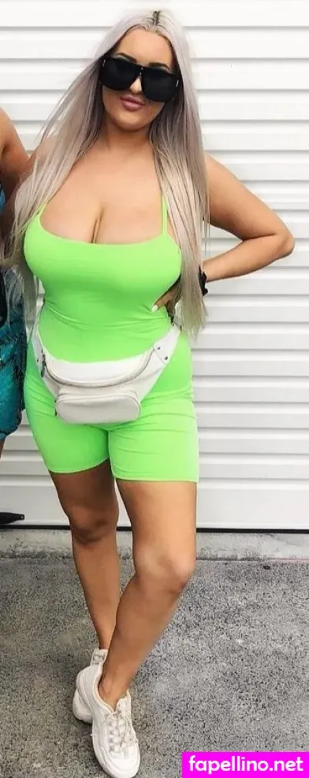 Aimee Young OnlyFans Thumbnail #vxPa9Vmbau